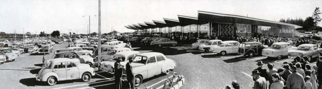 Opening day, Foodtown Takanini