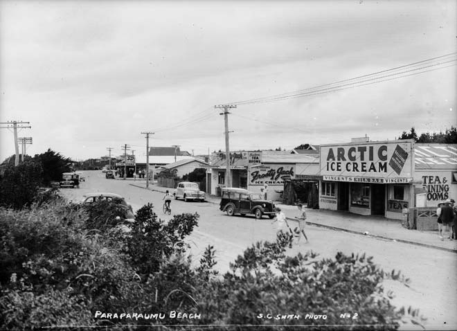  Paraparaumu Beach stores, 1940s