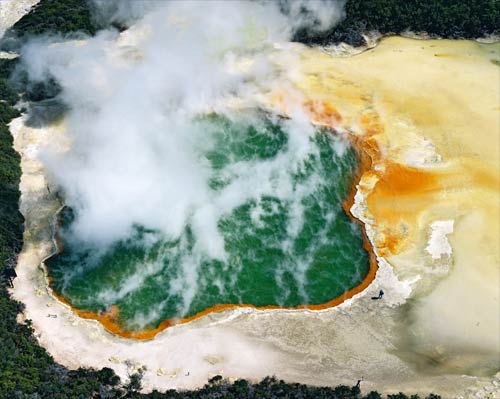Champagne Pool