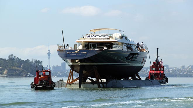 Superyacht <em>Tiara</em>