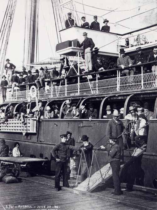 Boarding the <em>Wairarapa</em>