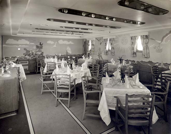 Children’s dining saloon, <em>Dominion Monarch</em>