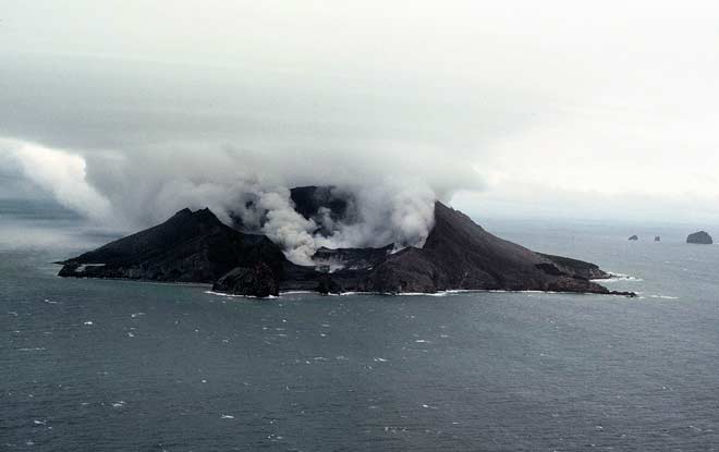 Whakaari (White Island)