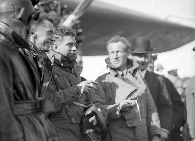 Crew of the <em>Southern Cross</em>