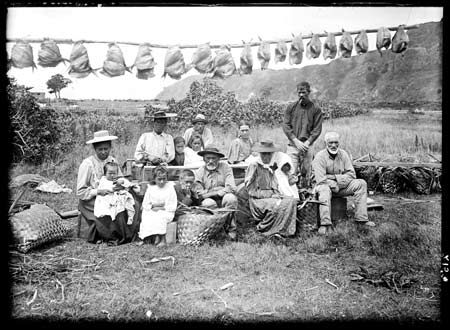 Fishing group, Whangaroa
