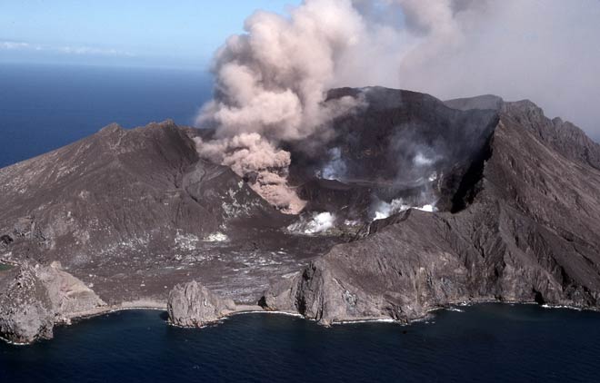 White Island 