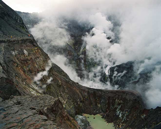 Inside White Island crater 