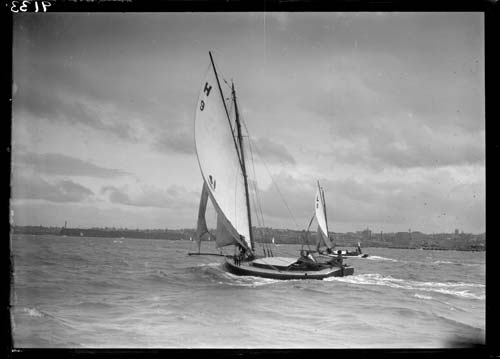 <em>Omatere</em> mullet boat