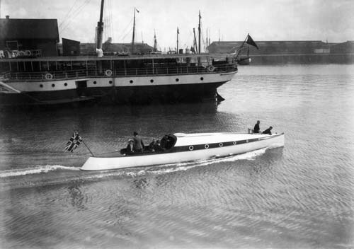 Auckland motor launch