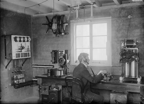 Radio equipment 