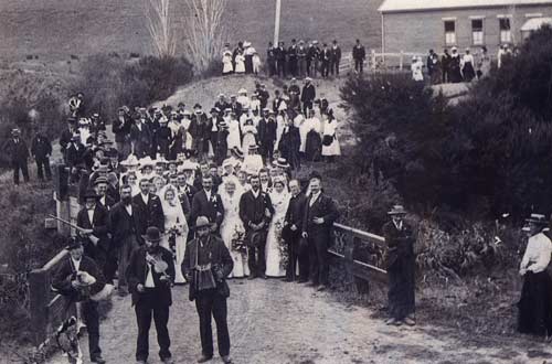 Combined family wedding, 1901 