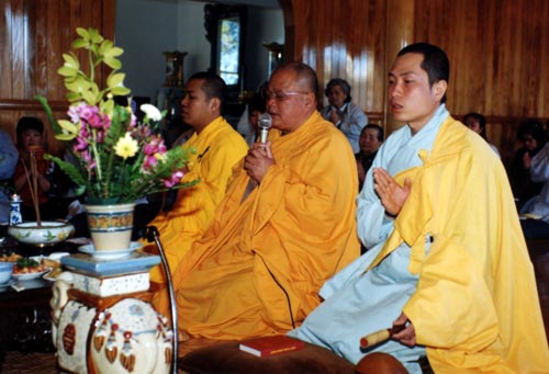 Buddhist priests
