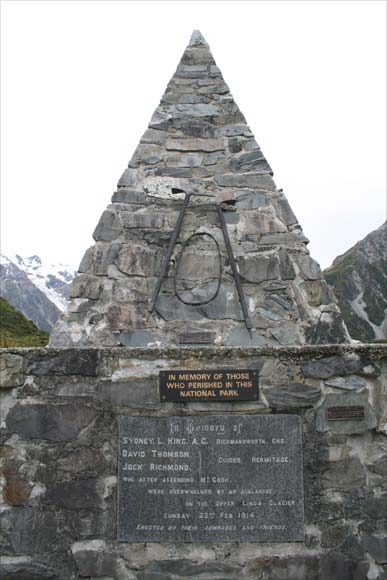 Aoraki/Mt Cook memorial