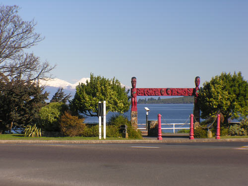 Taupō lake front