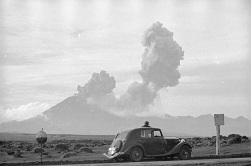 Ngāuruhoe eruption, around 1949 
