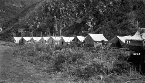 Relief workers’ camp, Kāingaroa