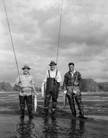 Three fishermen 
