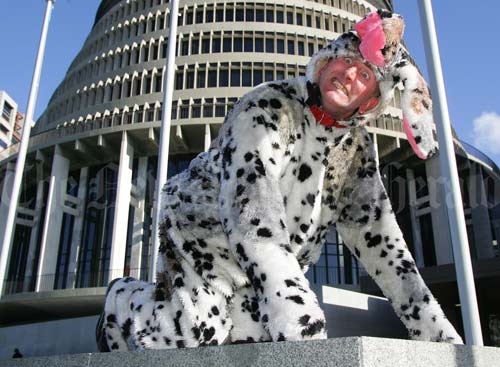Campaigning against microchipping