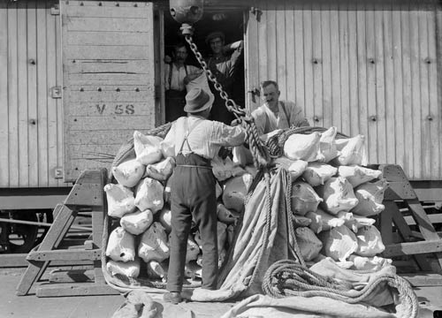 Loading a railway wagon