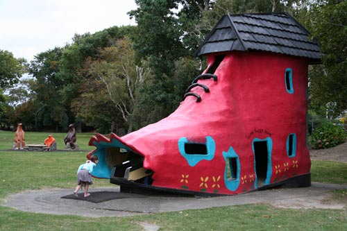 Old woman’s shoe 