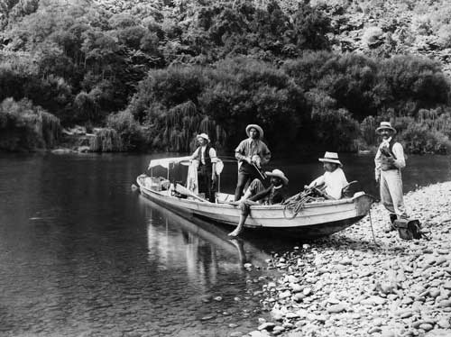 T. W. Downes on the Whanganui River