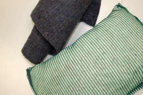 Wool absorbent for oil spills