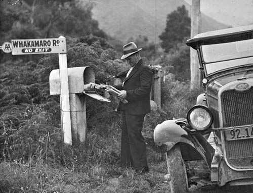 Rural letterbox, Ruapehu district, around 1940