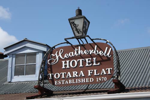 Tōtara Flat hotel 