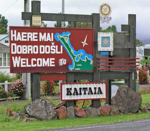 Kaitāia’s tri-lingual welcome sign