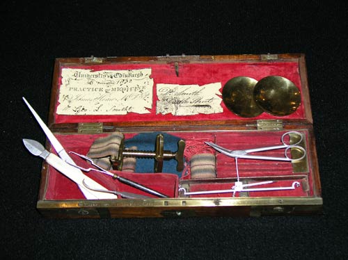 Surgeon’s medical kit