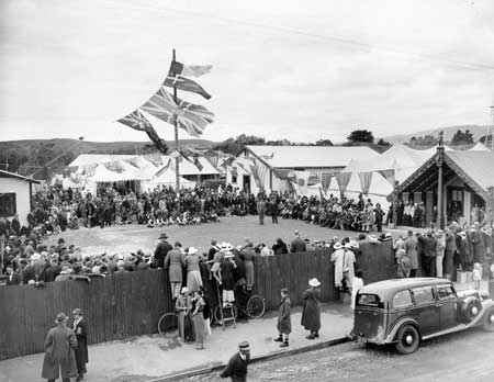 Opening of Raukawa meeting house 