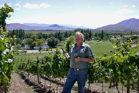 Clay Cliffs vineyard, Waitaki Valley
