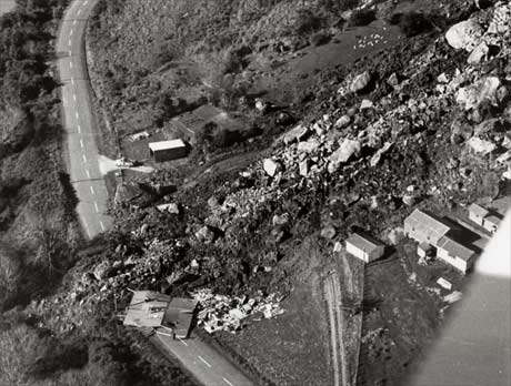 Landslide at Whitecliffs 