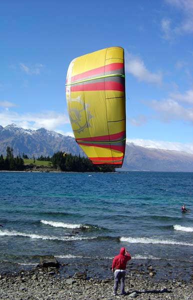 Kitesurfing