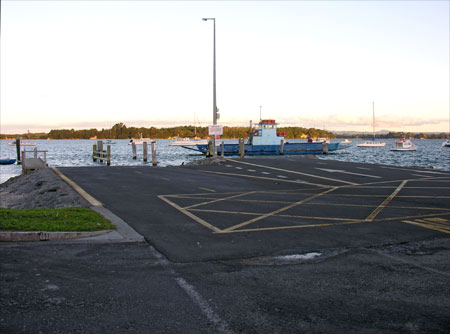 Ferry at Ōmokoroa
