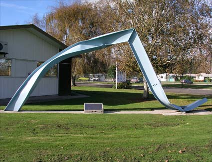 Bent girder, Edgecumbe