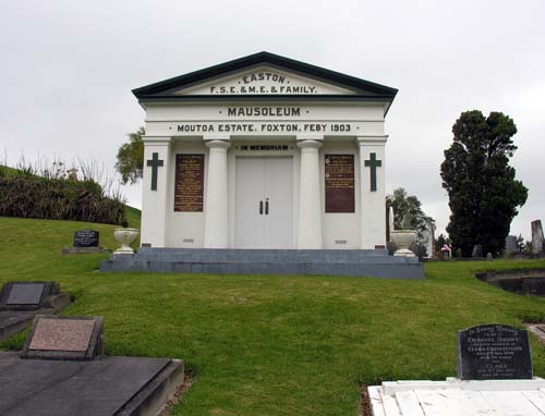 Easton monument