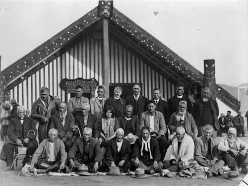 A meeting of chiefs