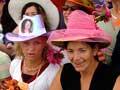 Pre-wedding rituals: hens' party 