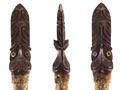 Two-handed weapons: taiaha