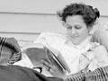 Reading for pleasure, late 19th century