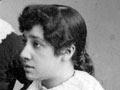  Fanny Rose Howie née Porter (right) with her sisters (from left) Belle, Minnie and Ada
