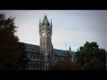 Video: Dunedin and its scarfies - Roadside Stories