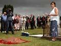 Unveiling Minnie Dean's headstone, 2009 