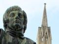 Robert Burns statue