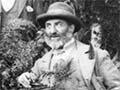 Newspaper proprietor George Edgecumbe (right) with other Hamilton men, 1895